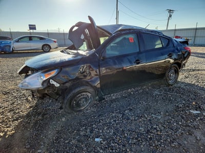 3N1CN7AP5JL****** 2018 Nissan Versa