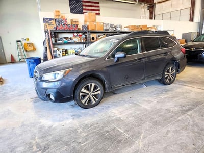 4S4BSACC8J3****** 2018 Subaru Outback