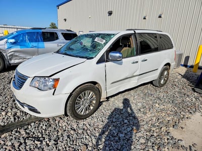2C4RC1CGXFR****** 2015 Chrysler Town & Country