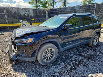 1C4PJMLB2KD****** 2019 Jeep Cherokee