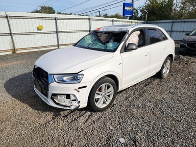 WA1ECCFS5JR****** 2018 Audi Q3