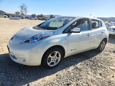 JN1AZ0CP5BT****** 2011 Nissan Leaf