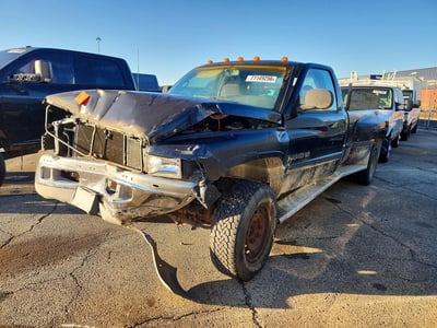 1B7MF33W6WJ****** 1998 Dodge Ram Pickup