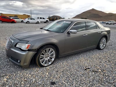 2C3CCAET0CH****** 2012 Chrysler 300