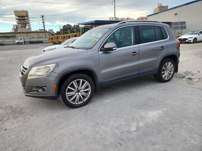 WVGBV7AX3BW****** 2011 Volkswagen Tiguan