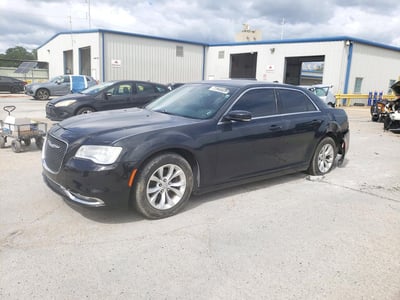 2C3CCAAGXFH****** 2015 Chrysler 300