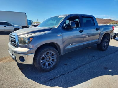 5TFDY5F1XBX****** 2011 Toyota Tundra