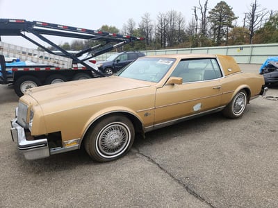 1G4AZ57Y1EE****** 1984 Buick Riviera