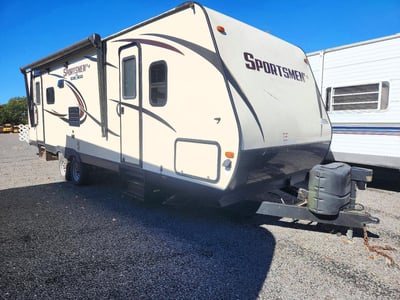 4EZTU2626J5****** 2018 KZ RV Recreational Vehicle (rv)