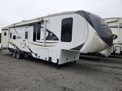 4X4FSAN21EJ****** 2014 Forest River Sandpiper Towables