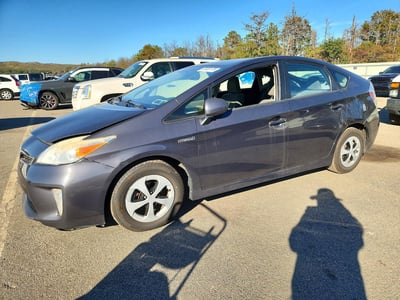 JTDKN3DU4F1****** 2015 Toyota Prius