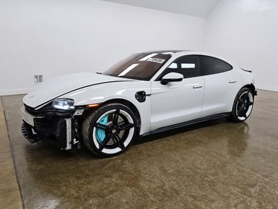 WP0AC2Y17LS****** 2020 Porsche Taycan
