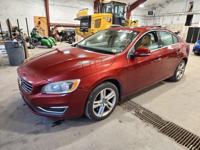 YV1612FH3E2****** 2014 Volvo S60