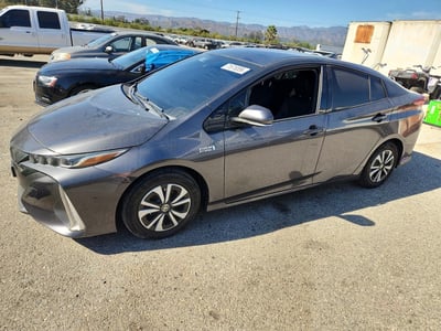 JTDKARFP1K3****** 2019 Toyota Prius Plug-In