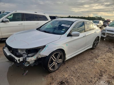 1HGCR2F53HA****** 2017 Honda Accord