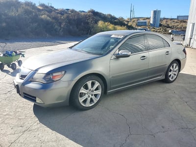 JH4KB2F61AC****** 2010 Acura RL