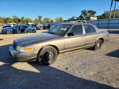 2FABP7BV6AX****** 2010 Ford Crown Victoria