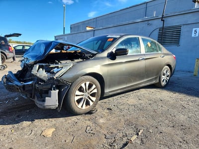 1HGCR2F33DA****** 2013 Honda Accord