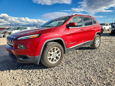 1C4PJMCB8HW****** 2017 Jeep Cherokee