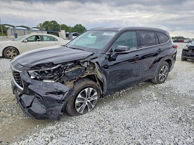 5TDGZRAH1NS****** 2022 Toyota Highlander
