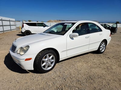 WDBRF61J73F****** 2003 Mercedes-Benz C-Class
