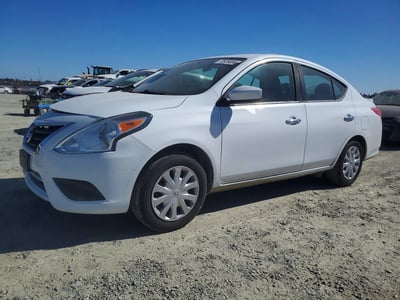 3N1CN7AP8JL****** 2018 Nissan Versa