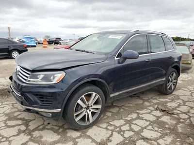 WVGEP9BP4GD****** 2016 Volkswagen Touareg