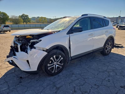 JTMBFREV5HJ****** 2017 Toyota RAV4