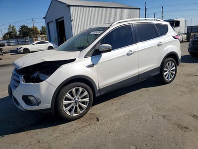 1FMCU9J98HU****** 2017 Ford Escape