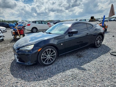 JF1ZNAA19H8****** 2017 Toyota 86