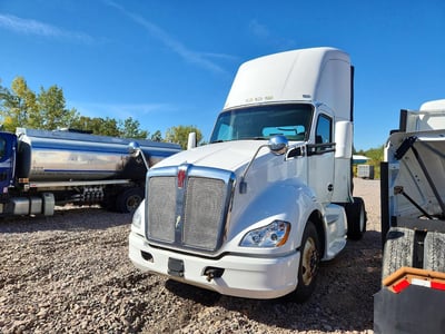 1XKYA48X4EJ****** 2014 Kenworth T680
