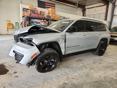 1C4RJKAG8P8****** 2023 Jeep Grand Cherokee Limited