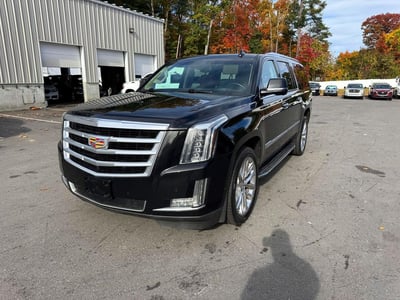 1GYS4HKJ9JR****** 2018 Cadillac Escalade ESV