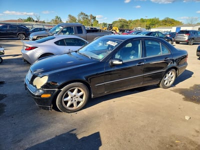 WDBRF81J64F****** 2004 Mercedes-Benz C-Class