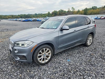 5UXKR6C53F0****** 2015 BMW X5