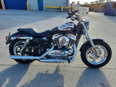 1HD1CT316FC****** 2015 Harley-Davidson Sportster 1200 Custom HD1 Base