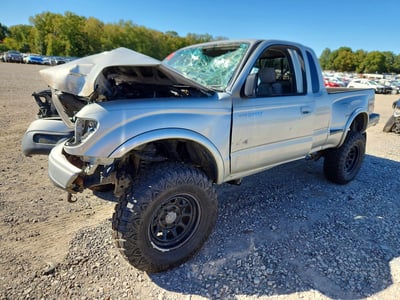 5TEWN72N02Z****** 2002 Toyota Tacoma