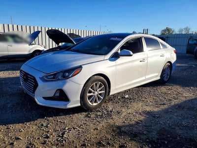 5NPE24AF2JH****** 2018 Hyundai Sonata
