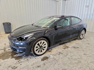 5YJ3E1EA7NF****** 2022 Tesla Model 3