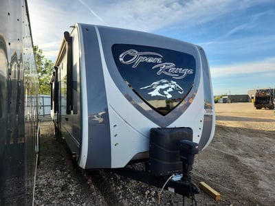 58TBH0BU4M3****** 2021 Open Range Travel Trailer
