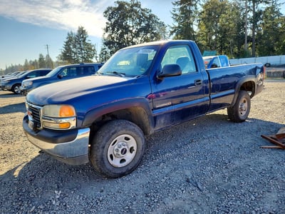1GTGK24U9XE****** 1999 GMC Sierra