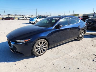 JM1BPAEM3L1****** 2020 Mazda 3