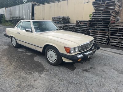 WDBBA48D5JA****** 1988 Mercedes-Benz 560SL