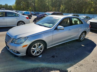 WDDHF8HB7AA****** 2010 Mercedes-Benz E-Class
