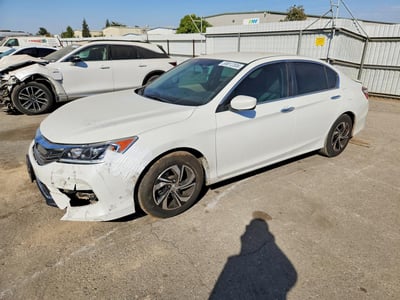 1HGCR2F31HA****** 2017 Honda Accord