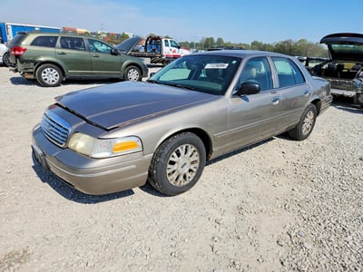 2FAFP74W64X****** 2004 Ford Crown Victoria