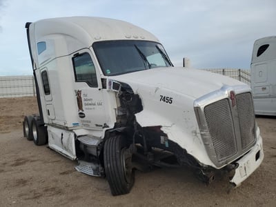1XKYD49X5KJ****** 2019 Kenworth T680
