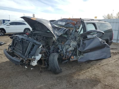 1GNUKJE33AR****** 2010 Chevrolet Suburban