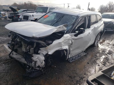 5TDXBRCH7PS****** 2023 Toyota Highlander