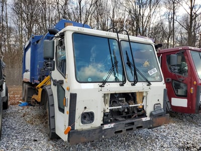 1M2LR06C7JM****** 2018 Mack 600 Leu